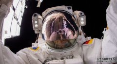 宇航员头盔进水NASA叫停国际空间站所有太空行走任务